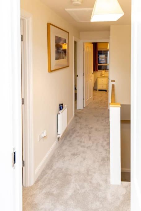 Villa Cozy 3 Bed Sasha House In Beeston Nottingham Exterior foto