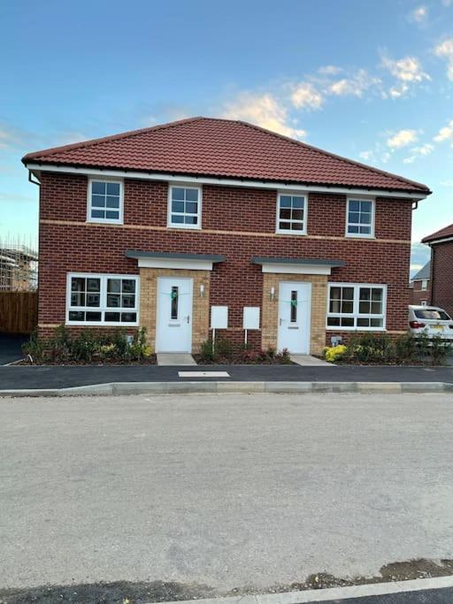 Villa Cozy 3 Bed Sasha House In Beeston Nottingham Exterior foto